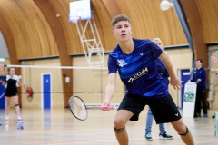 Badminton competitiewedstrijd BC Echt 1 - BCO 1 met Patty, Sabine, Maud, Lars, Luc en Gino