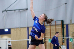 Badminton competitiewedstrijd BC Echt 1 - BCO 1 met Patty, Sabine, Maud, Lars, Luc en Gino