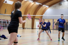 Badminton competitiewedstrijd BC Echt 1 - BCO 1 met Patty, Sabine, Maud, Lars, Luc en Gino