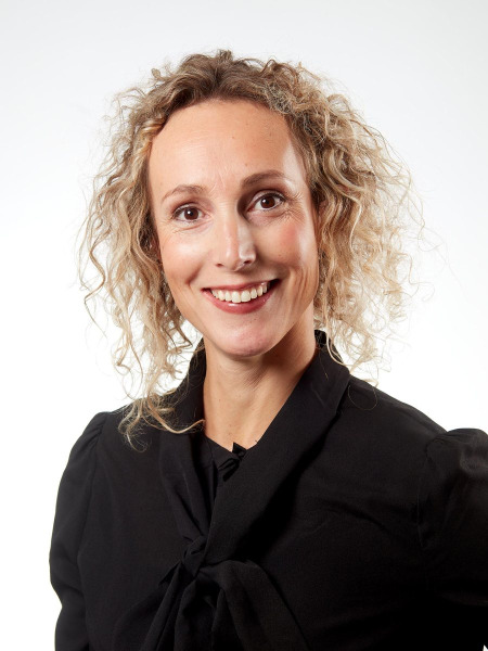 profielfoto medewerker, foto op locatie, zakelijk portret