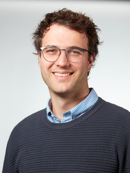 profielfoto medewerker, foto op locatie, zakelijk portret