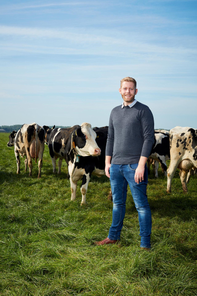 profielfoto medewerker, foto op locatie, zakelijk portret